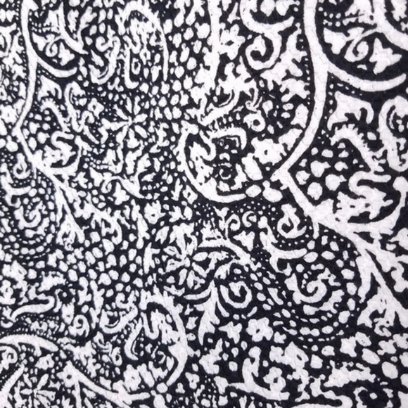 Halogen Black and white paisley print skirt size 2 - Picture 5 of 7